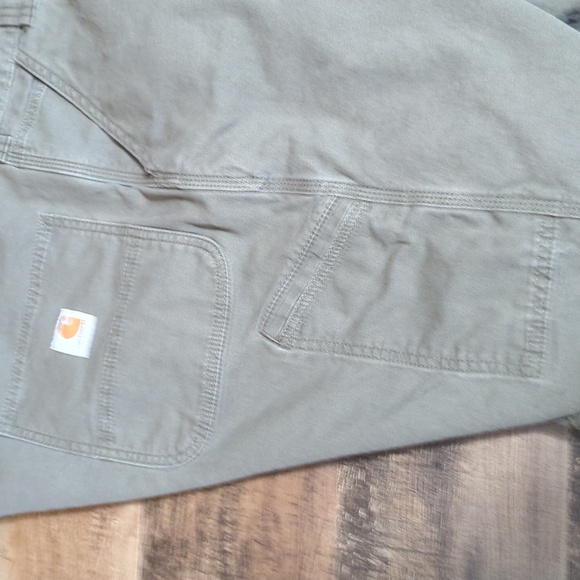 Carhartt Rugged Flex Relaxed Fit Canvas Work Shorts Size 48x9" in Olive Green - Picture 5 of 7